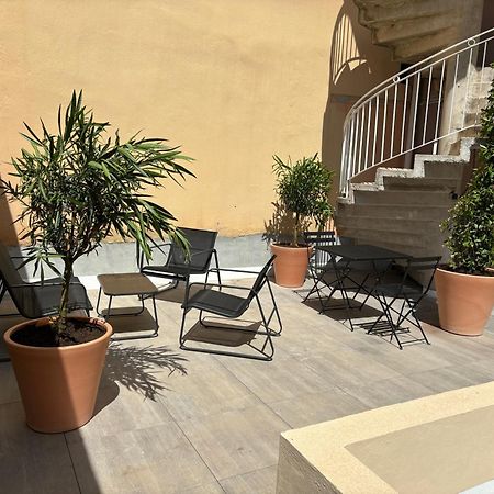 Studio Spacieux Avec Patio En Centre Ville Cavalaire-sur-Mer Luaran gambar
